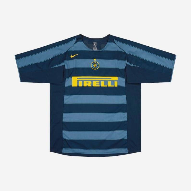 The Retro1999 Inter Milan 2004-05 Third Shirt features blue and navy stripes, yellow Pirelli sponsor, Nike logo, and club crest on the chest, styled like a classic kit and shown on a plain white background.